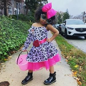 Meet your Posher, Hillary